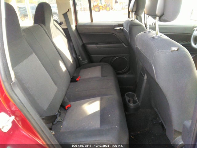 1C4NJPBA3ED818758 Jeep Patriot Altitude
