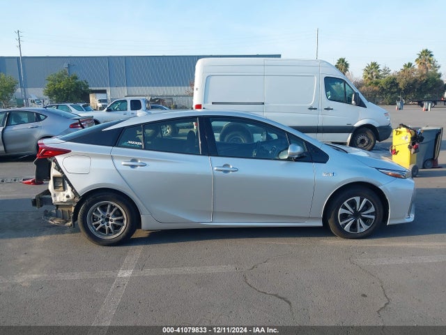 Toyota Prius Prime Plus 2018 JTDKARFP1J3091343 Image 14