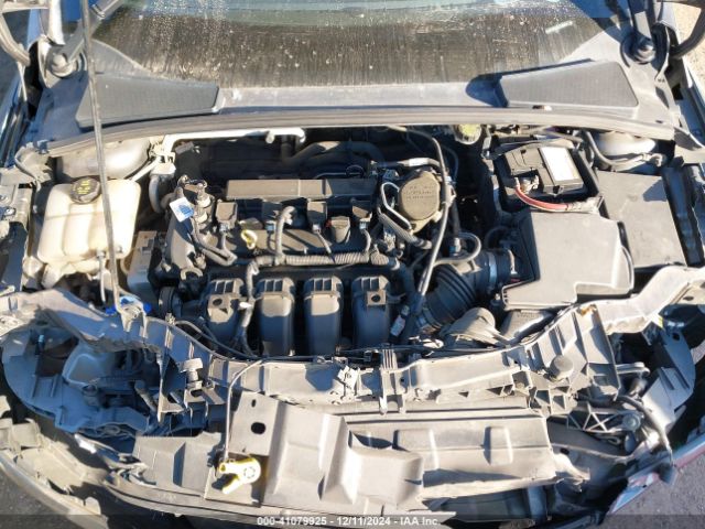 1FADP3F25FL228645 Ford FOCUS SE