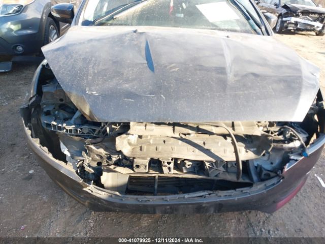 1FADP3F25FL228645 Ford FOCUS SE