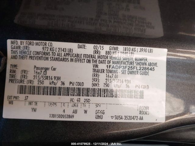 1FADP3F25FL228645 Ford FOCUS SE