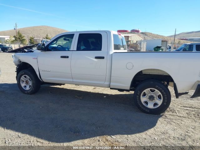 3C6UR5CJ5LG100739 RAM 2500 Tradesman  4x4 6'4 Box