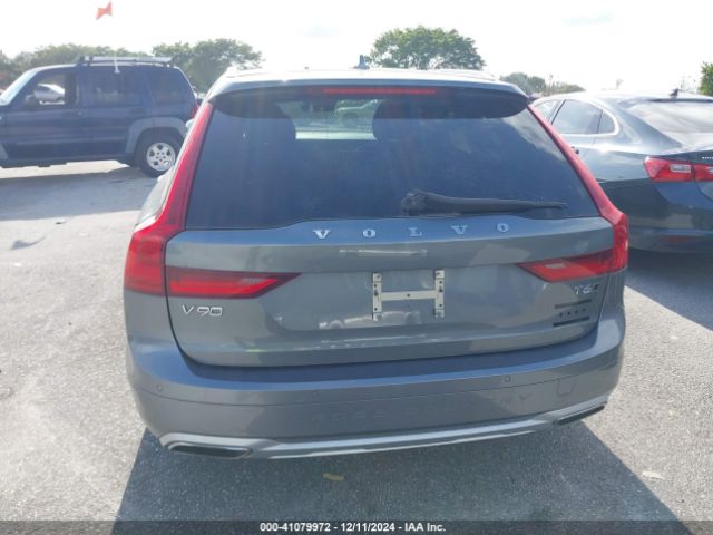 YV4A22NLXH1008266 Volvo V90 Cross Country T6