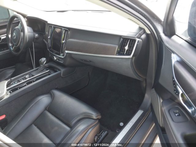 YV4A22NLXH1008266 Volvo V90 Cross Country T6