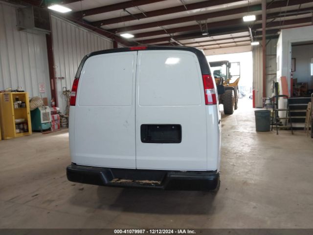 1GCWGAFP8M1168341 Chevrolet Express Cargo Rwd 2500 Regular Wheelbase Wt