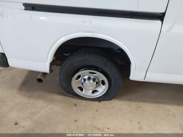 1GCWGAFP8M1168341 Chevrolet Express Cargo Rwd 2500 Regular Wheelbase Wt