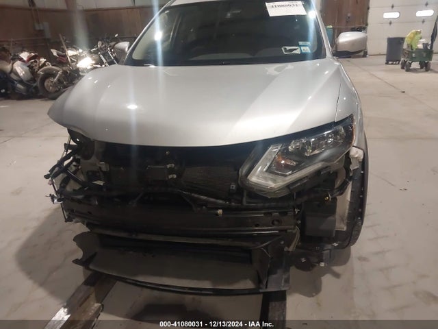 Nissan ROGUE S 2018 5N1AT2MV6JC758367 Image 13