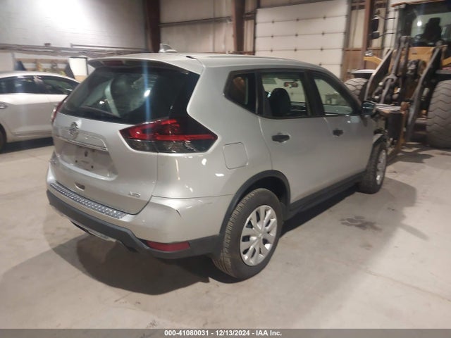 Nissan ROGUE S 2018 5N1AT2MV6JC758367 Image 4