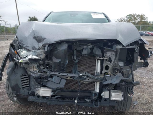 5TFAZ5CN1MX109272 Toyota Tacoma Sr5 V6