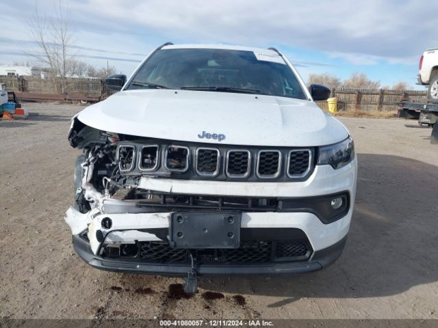3C4NJDBN5RT138927 Jeep Compass Latitude 4x4