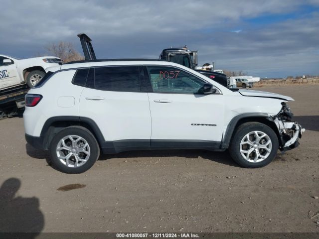 3C4NJDBN5RT138927 Jeep Compass Latitude 4x4