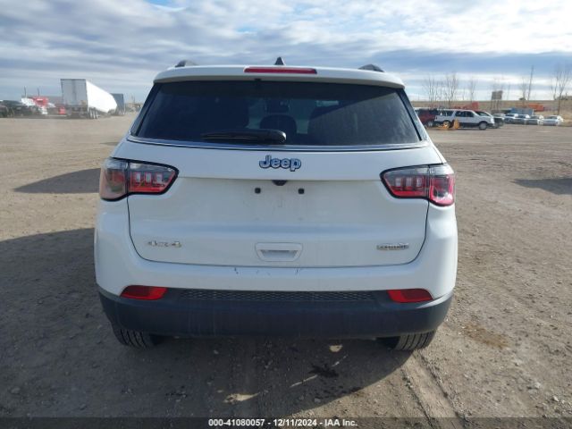 3C4NJDBN5RT138927 Jeep Compass Latitude 4x4
