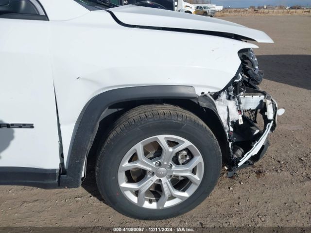 3C4NJDBN5RT138927 Jeep Compass Latitude 4x4