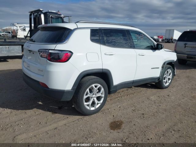 3C4NJDBN5RT138927 Jeep Compass Latitude 4x4