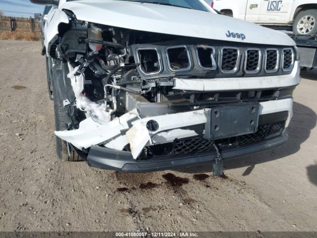 3C4NJDBN5RT138927 Jeep Compass Latitude 4x4