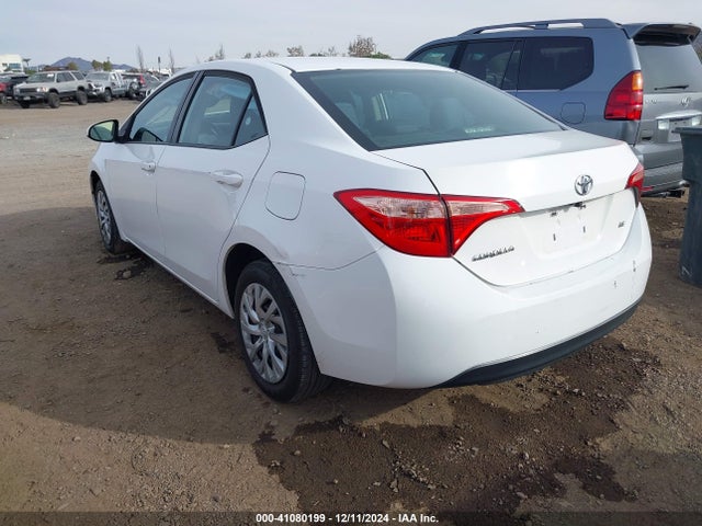 Toyota COROLLA LE 2019 5YFBURHE4KP933068 Image 3