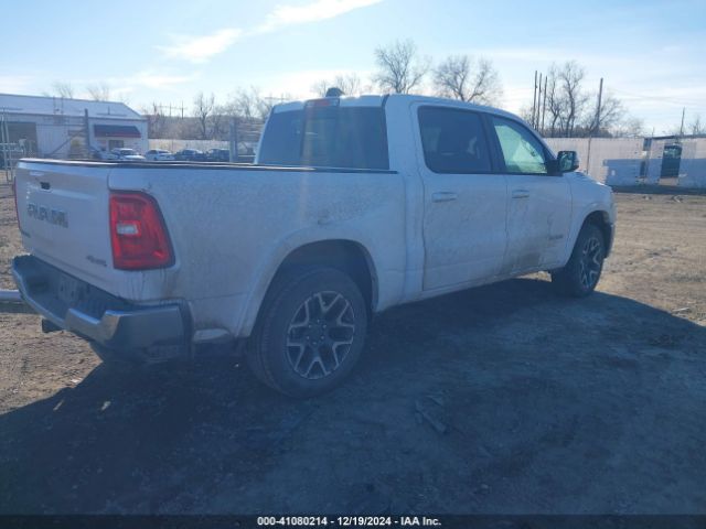 2025 RAM 1500 1C6SRFJP3SN562842 Photo 3