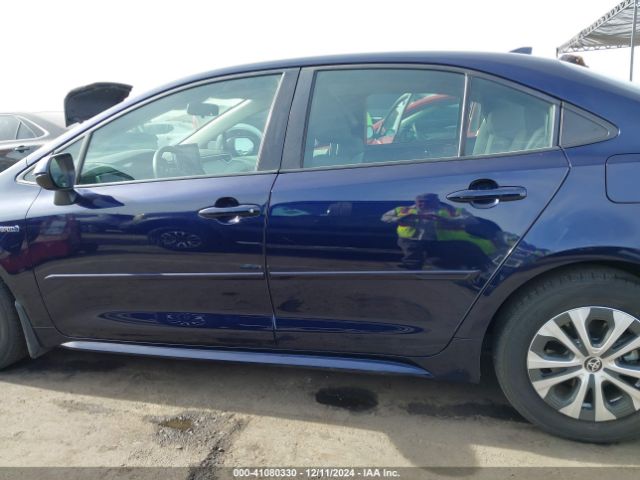 JTDEAMDE7MJ029933 Toyota Corolla Hybrid Le