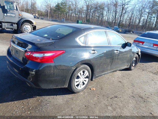 Nissan Altima 2.5 S 2017 1N4AL3APXHN367159 Image 4