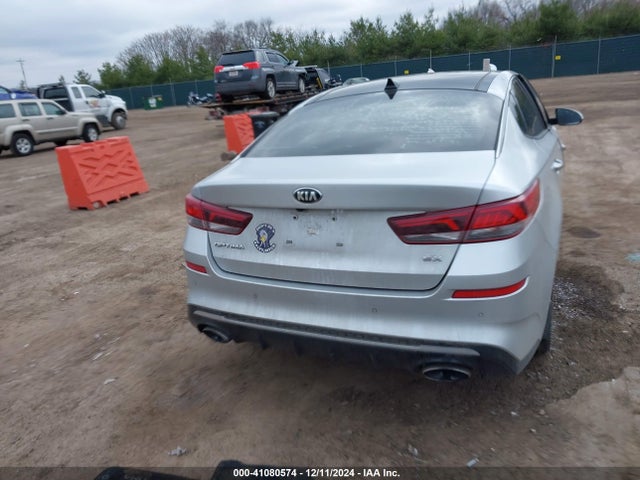 KIA OPTIMA EX 2019 5XXGU4L14KG299816 Image 16