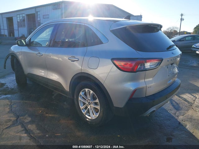 Ford ESCAPE SE 2020 1FMCU0G66LUA92560 Image 3