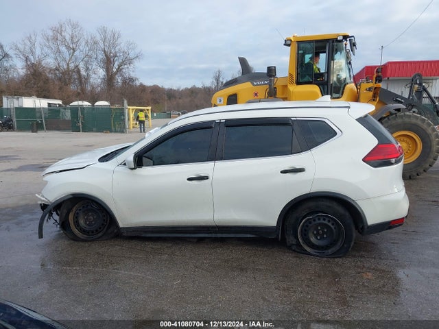 5N1AT2MV0HC848222 Nissan ROGUE S