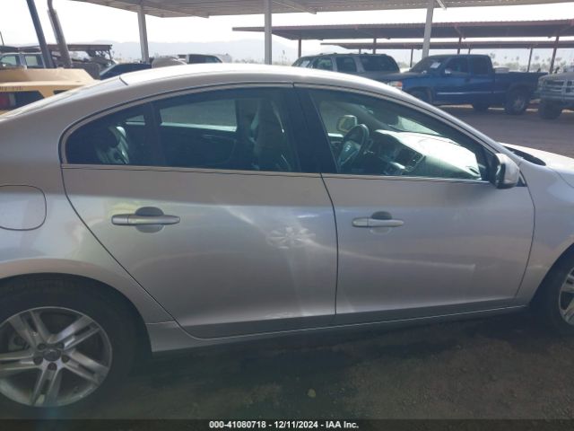YV140MFK7F1354452 Volvo S60 T5 Premier