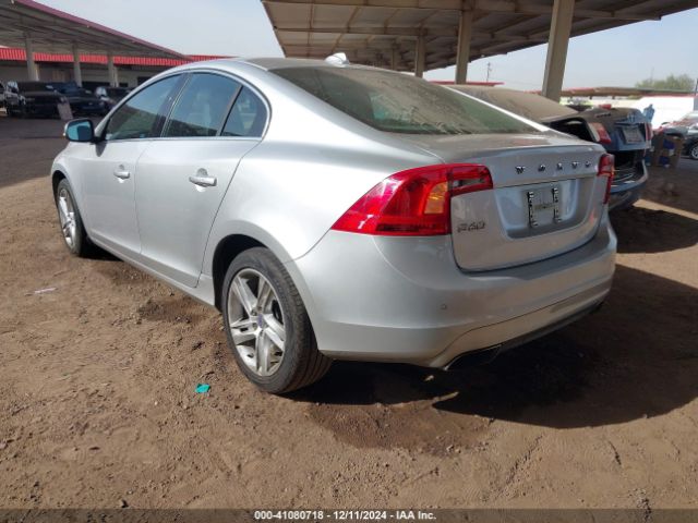 YV140MFK7F1354452 Volvo S60 T5 Premier