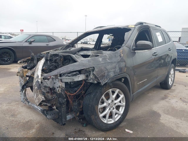 Jeep Cherokee Latitude 2016 1C4PJLCBXGW230629 Image 2
