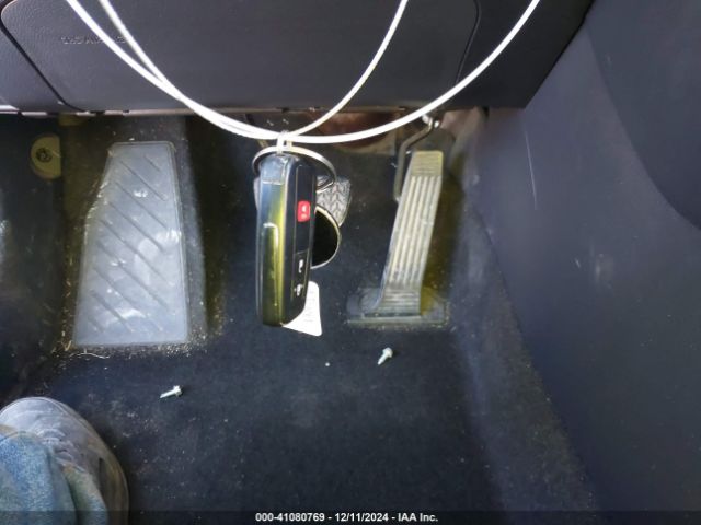 2T3W1RFV4KC005538 Toyota Rav4 Xle