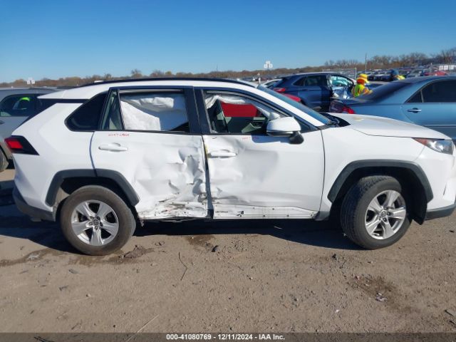 2T3W1RFV4KC005538 Toyota Rav4 Xle