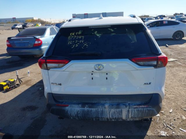 2T3W1RFV4KC005538 Toyota Rav4 Xle