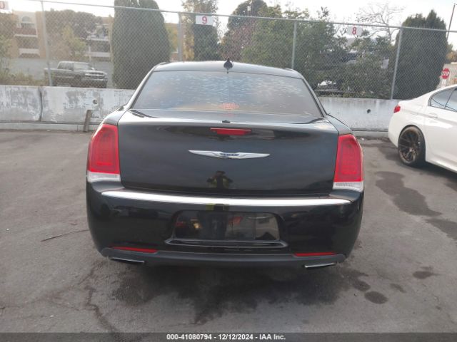 2C3CCAAG8FH796575 Chrysler 300 Limited