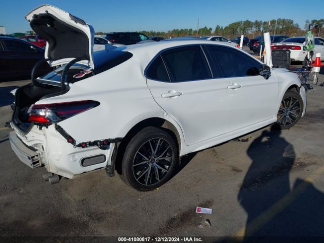 4T1G11AK7NU623645 Toyota CAMRY SE