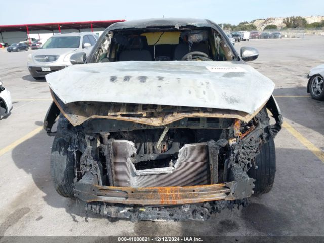 5XYPG4A34JG411049 KIA Sorento 2.4l L