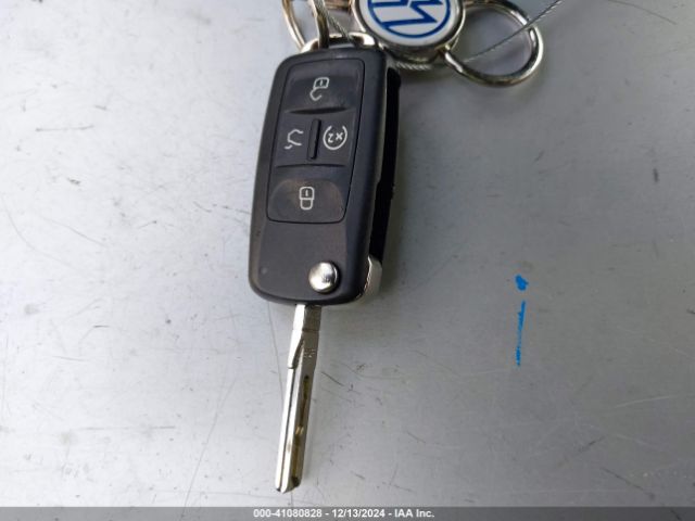 1VWMA7A32MC015455 Volkswagen Passat 2.0t R-line