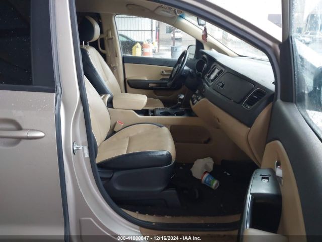 KNDMB5C19H6255400 KIA SEDONA LX