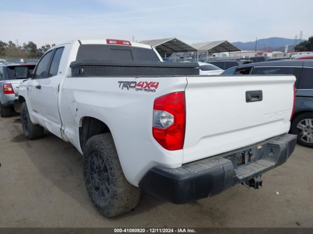 5TFUY5F13GX556313 Toyota Tundra Sr5 5.7l V8