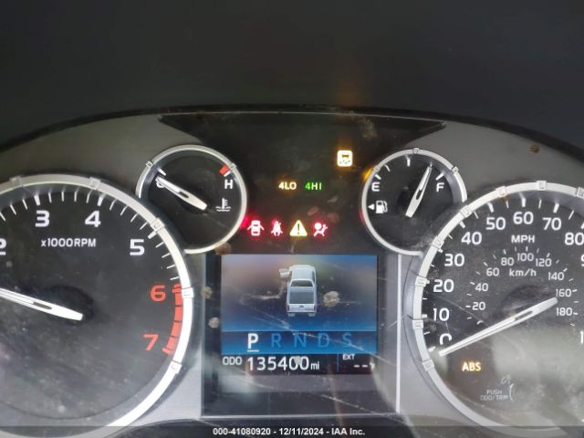 5TFUY5F13GX556313 Toyota Tundra Sr5 5.7l V8