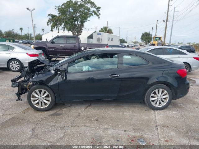 KNAFX6A85G5659800 KIA Forte Koup Ex