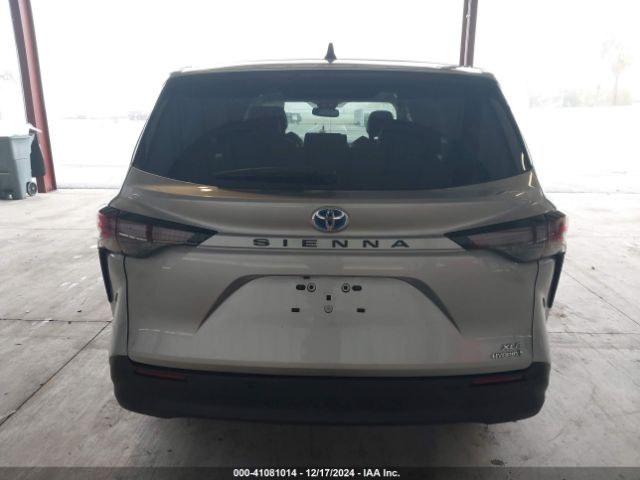 5TDYRKEC8RS188087 Toyota SIENNA XLE