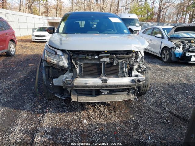 5N1DR3DJ7RC209593 Nissan Pathfinder Platinum 4wd