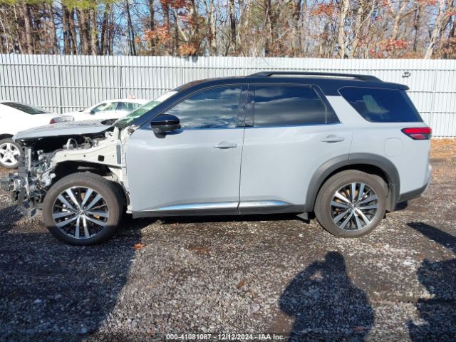 5N1DR3DJ7RC209593 Nissan Pathfinder Platinum 4wd