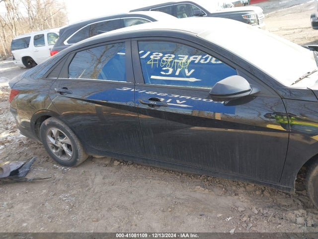 5NPLL4AG8MH025566 Hyundai ELANTRA SE
