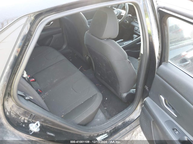 5NPLL4AG8MH025566 Hyundai ELANTRA SE