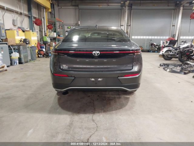 JTDAAAAF8P3001027 Toyota Crown Xle