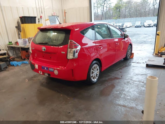 Toyota Prius V Two 2015 JTDZN3EUXFJ035735 Image 4