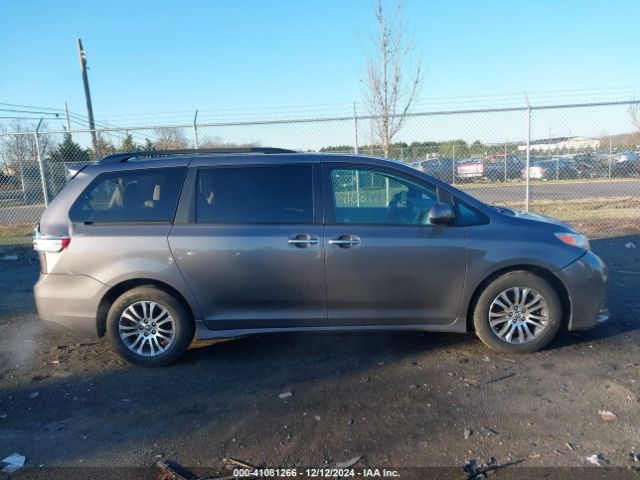 5TDYZ3DC2LS042198 Toyota SIENNA XLE