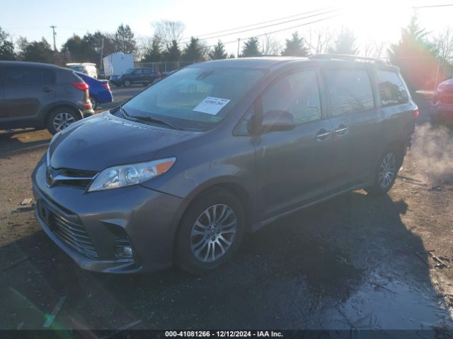 5TDYZ3DC2LS042198 Toyota SIENNA XLE