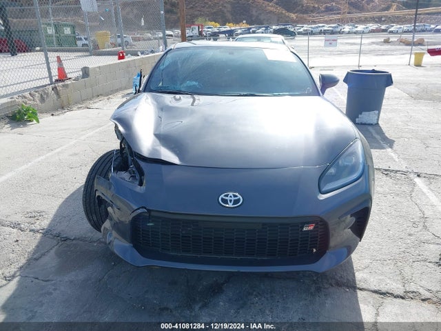 JF1ZNBB10R9755528 Toyota GR86
